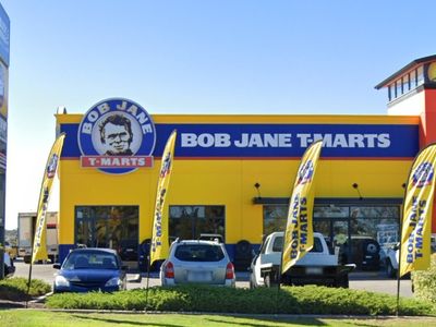 think-big-bob-jane-t-mart-clarkson-3