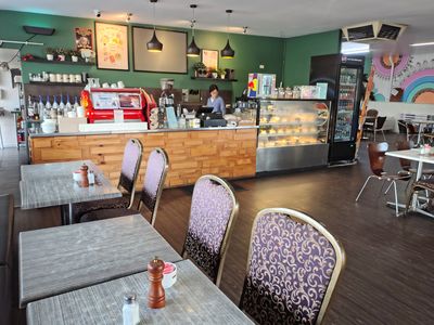 established-franchise-cafe-strong-brand-loyal-customers-proven-systems-4