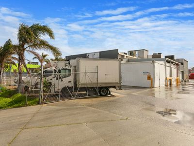 on-offer-a-poultry-processing-facility-with-freehold-6