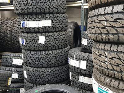 think-big-bob-jane-t-mart-clarkson-4