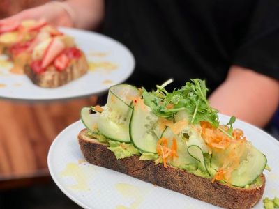 established-strong-performing-wholesale-food-production-business-7