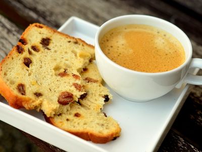 thriving-cafe-in-premium-cbd-location-under-offer-5