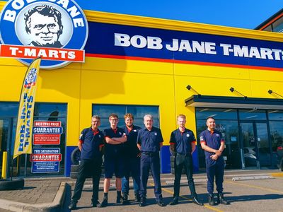 think-big-bob-jane-t-mart-clarkson-1