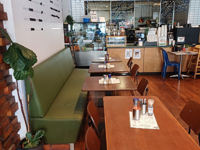 well-presented-cafe-amp-coffee-opportunity-in-a-prime-location-2