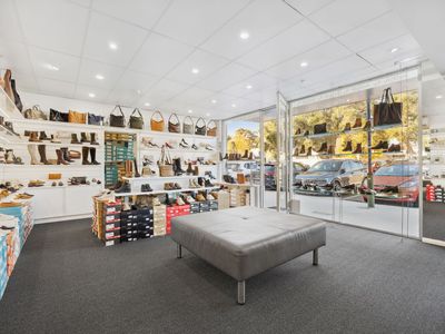 in-style-shoes-accessories-cottesloe-4