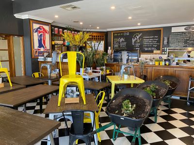 vibrant-cafe-for-sale-on-hay-street-east-perth-1
