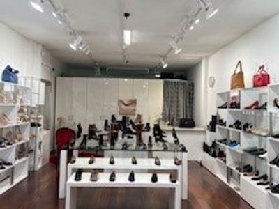 one-of-the-best-exclusive-shoe-boutiques-in-town-5