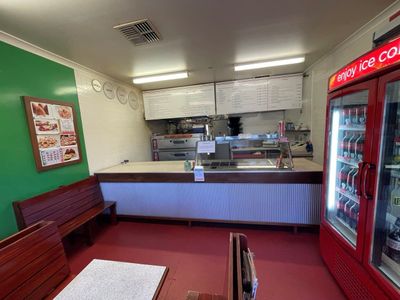 authentic-italian-pizza-pasta-shop-for-sale-3