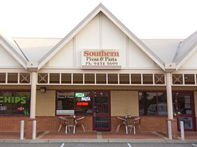 authentic-italian-pizza-pasta-shop-for-sale-1