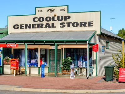 under-offer-rare-retail-opportunity-in-peel-region-0
