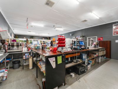 under-offer-rare-retail-opportunity-in-peel-region-1