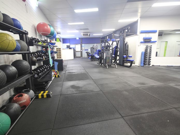 established-24-7-gym-business-como-2