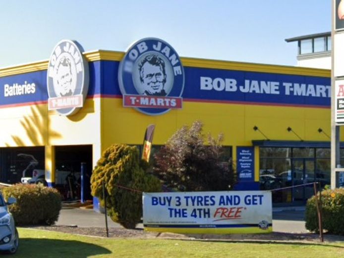 think-big-bob-jane-t-mart-clarkson-6