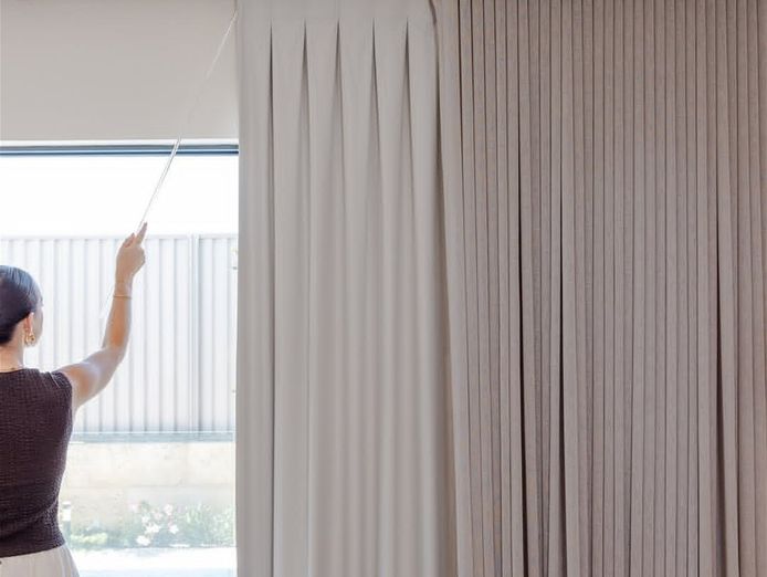 trusted-amp-proven-curtains-and-blinds-manufacturer-sor-4