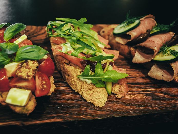 great-value-lunch-bar-for-sale-7