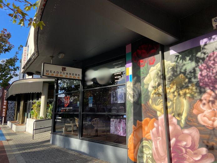 premium-hair-salon-in-a-prime-location-0