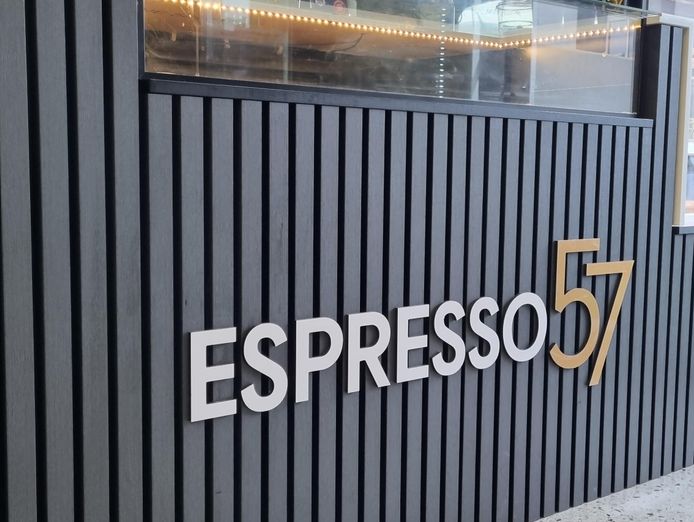 cafe-with-a-different-style-4