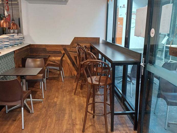 outstanding-restaurant-opportunity-in-prime-location-2