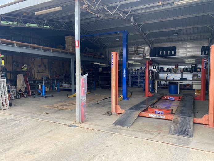 repco-authorised-service-centre-with-panel-paint-denham-wa-7