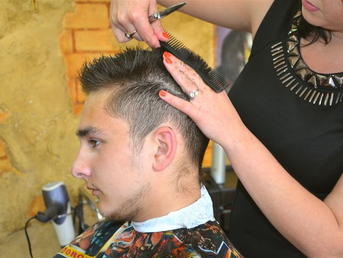 well-established-premium-barbershop-perth-metro-2