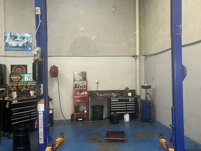 30-year-established-profitable-automotive-service-business-3