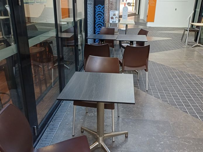 outstanding-restaurant-opportunity-in-prime-location-3