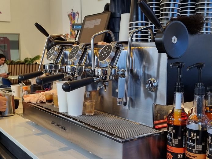 cafe-with-a-different-style-6