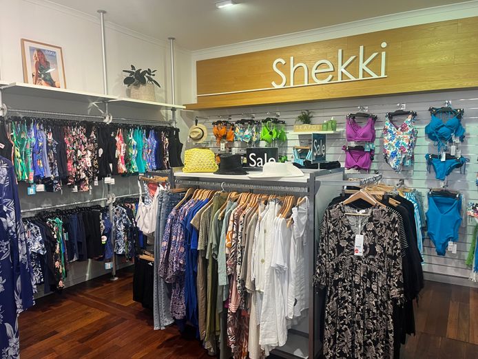 established-boutique-swimwear-store-a-rare-opportunity-9
