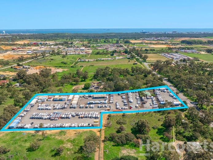 profitable-storage-business-including-freehold-6