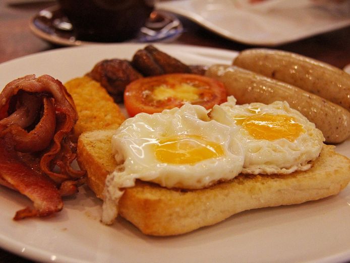 cafe-in-local-shopping-centre-4