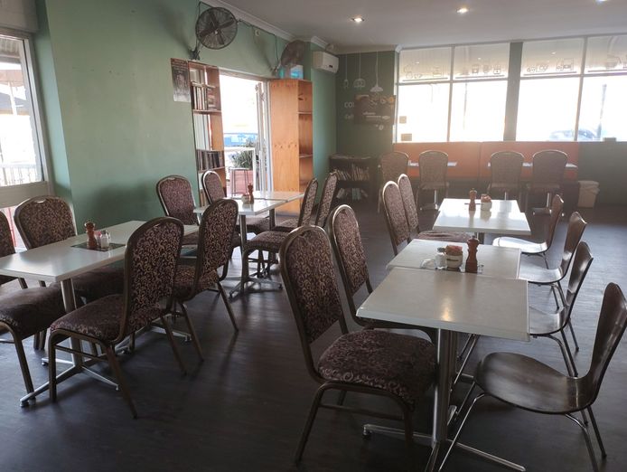 established-franchise-cafe-strong-brand-loyal-customers-proven-systems-6