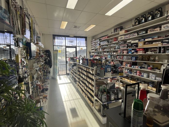 powell-automotives-20-year-established-mechanical-workshop-6