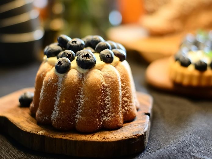 cafe-in-local-shopping-centre-3