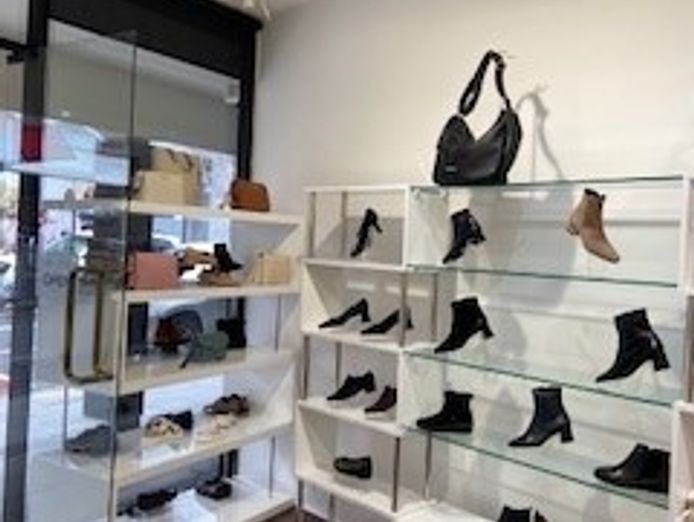 one-of-the-best-exclusive-shoe-boutiques-in-town-6