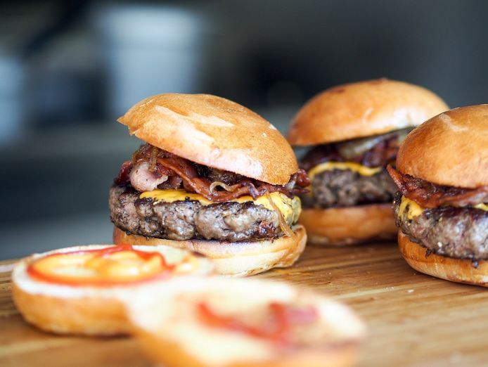 under-offer-one-of-the-best-lunch-bar-cafes-in-town-2