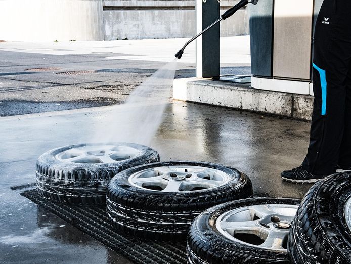 established-automotive-detailing-business-with-strong-profit-growth-potential-4