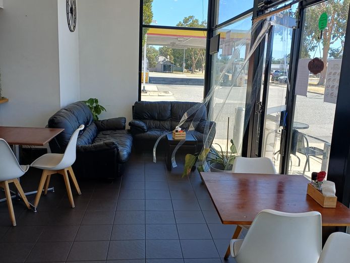 thriving-cafe-with-drive-through-in-prime-shopping-centre-location-for-sale-1