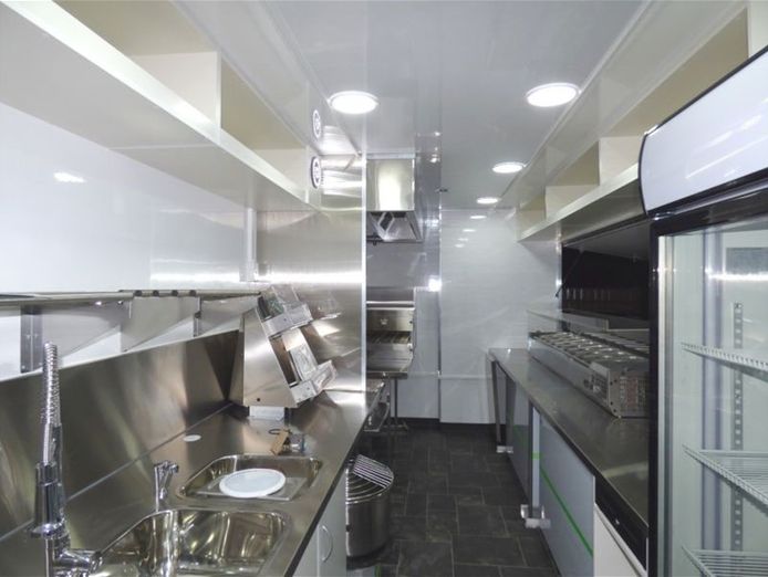 nunzio-39-s-mobile-pizza-1