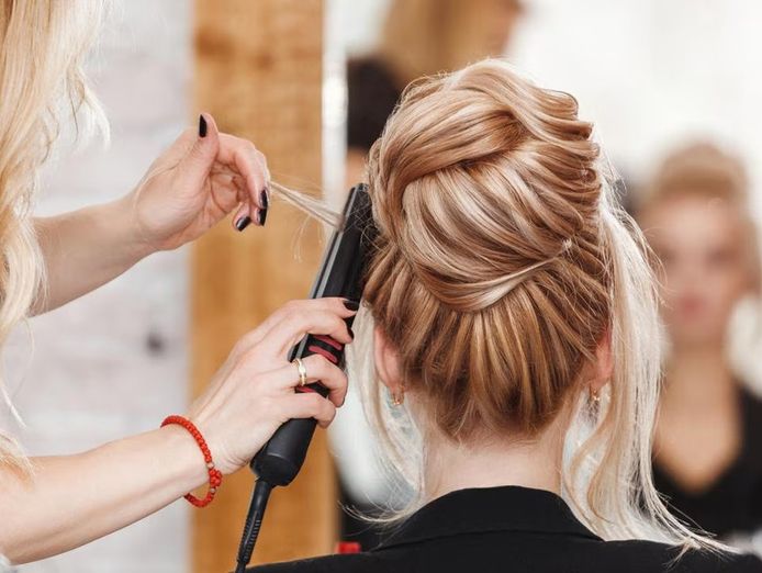 boutique-hair-salon-established-20-years-loyal-client-base-lifestyle-location-1