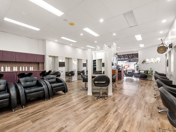 this-hair-salon-is-a-must-see-7