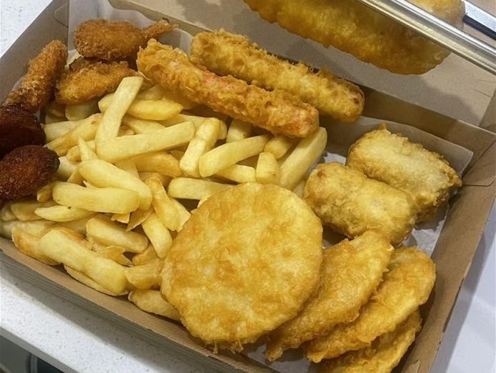 long-established-fish-and-chips-shop-in-busy-shopping-centre-2