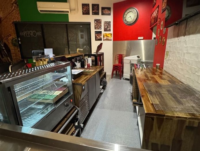 authentic-neapolitan-pizzeria-2