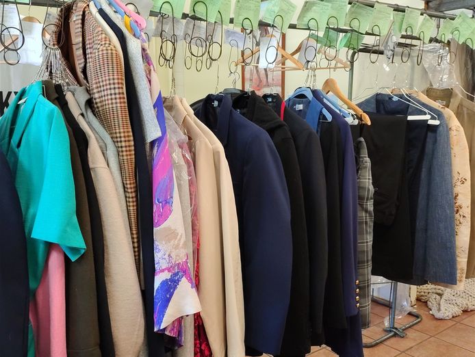 established-dry-cleaners-with-outstanding-growth-potential-1
