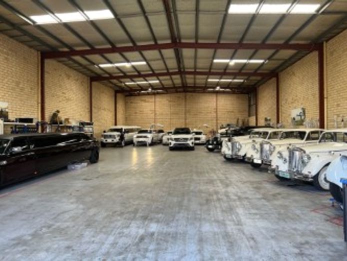 was-premier-wedding-event-limousine-specialists-13-vehicles-1