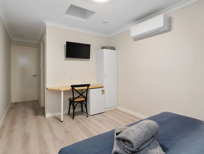 invest-in-booming-kalgoorlie-accommodation-6