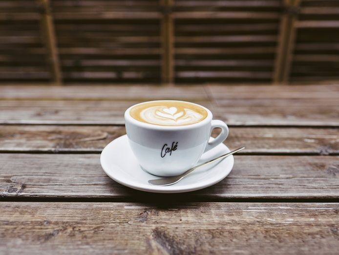 under-offer-well-presented-7-day-cafe-4