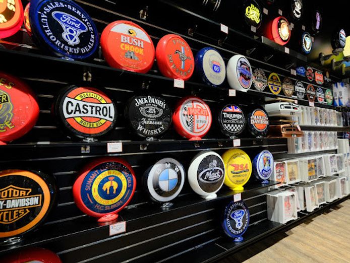 memorabilia-mega-store-rare-opportunity-to-own-a-unique-booming-business-6