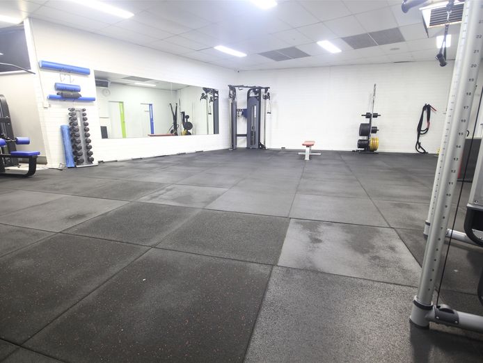 established-24-7-gym-business-como-6