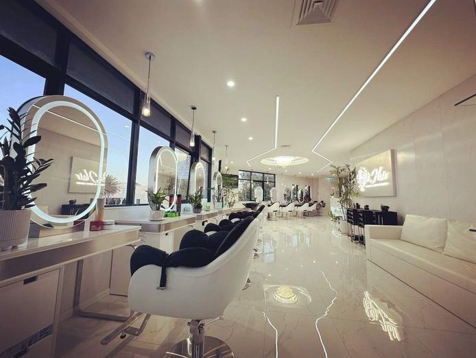 for-sale-modern-hair-nail-beauty-salon-in-morley-1