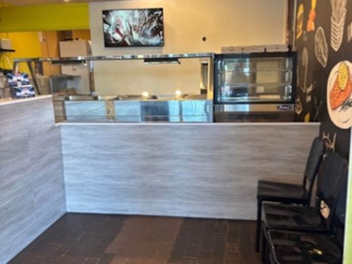 fish-chips-takeaway-shop-4